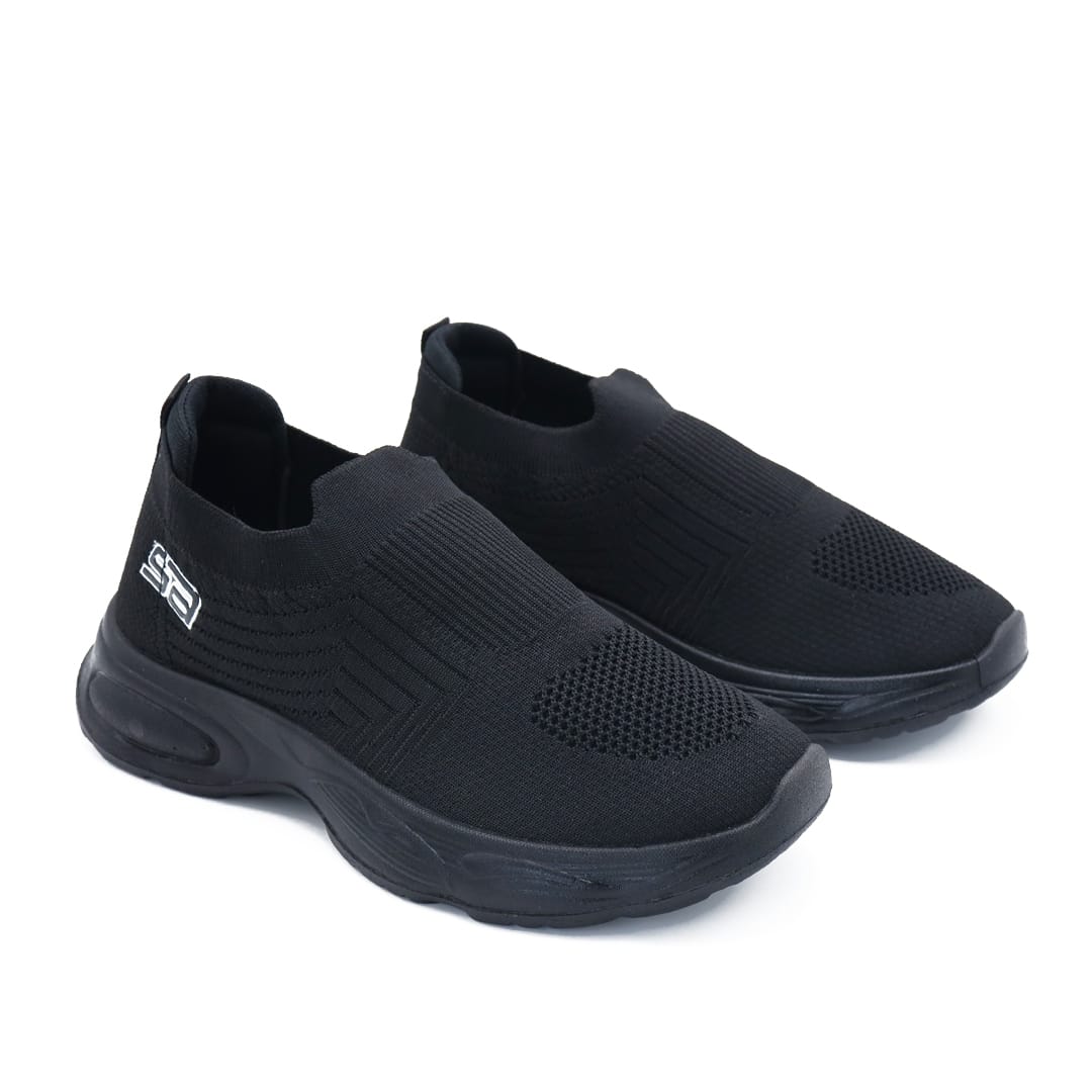 Men's Trendy Slip-On Sport Sneakers – Black